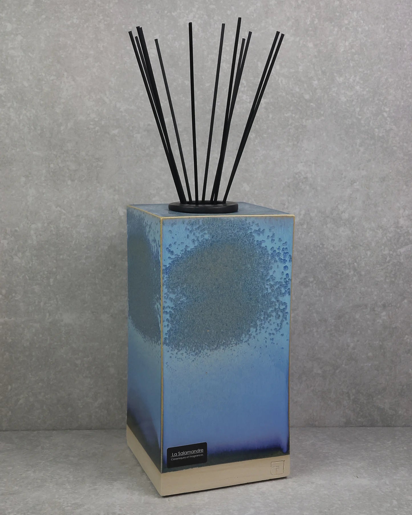 "Grand diffuseur N°1"